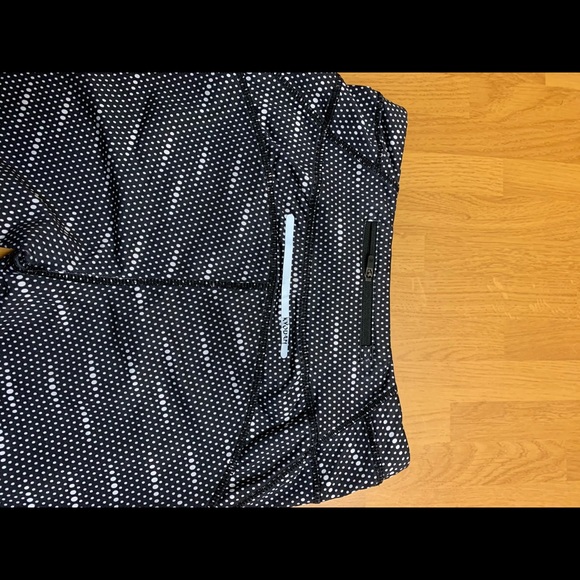 Compression capris - Picture 2 of 2